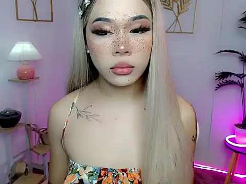 slutty lauraxxx online show from March 20, 12:33 am