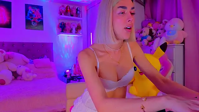 MadamBarbiee online show from July 18, 2:51 am