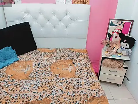 xwetdreamsx online show from March 30, 8:21 pm