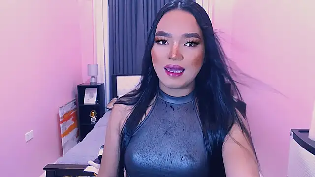 Fantacyloverr online show from February 27, 11:05 am