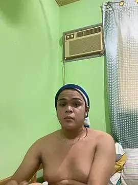 stripyapril online show from May 4, 3:11 am