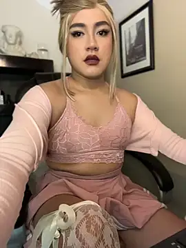 TaylorSweetI online show from July 18, 10:11 am