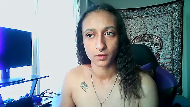 GoddessVikkii online show from February 6, 6:35 pm