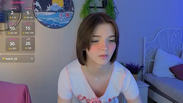 LetoriaNotley online show from April 15, 5:13 am