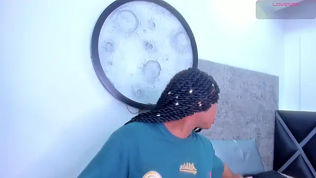 Harmony-01 online show from February 9, 7:31 pm