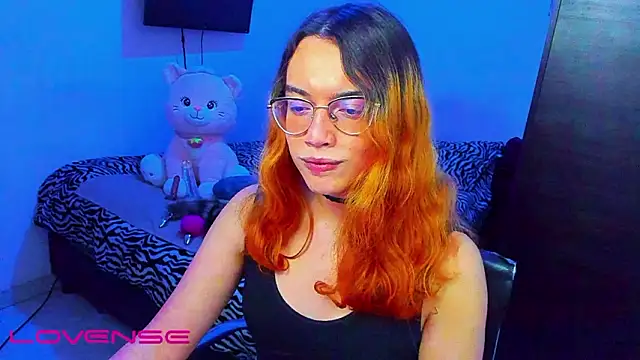 lillykittyyy online show from March 14, 3:21 am