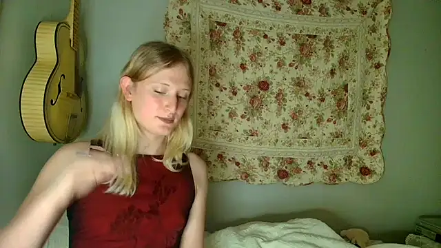 goddessalison online show from June 7, 1:46 am