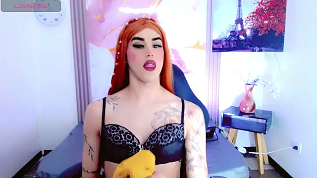 Alexa and Aranza  online show from May 19, 7:31 pm