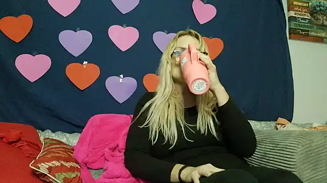 starandsky online show from February 14, 11:55 pm