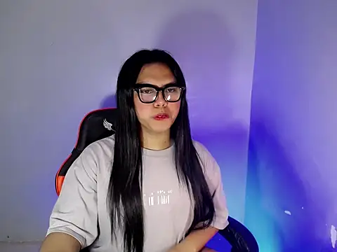 Seductive Cockybella online show from March 21, 4:45 pm