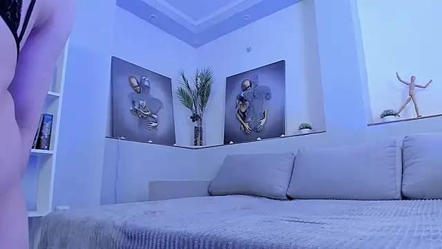 Madison dolly online show from February 4, 6:51 am