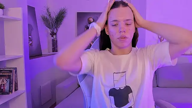 Madison dolly online show from February 28, 8:32 am