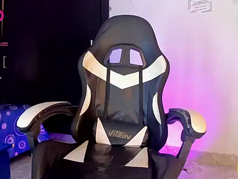 Ciara HotTs online show from February 17, 12:24 pm