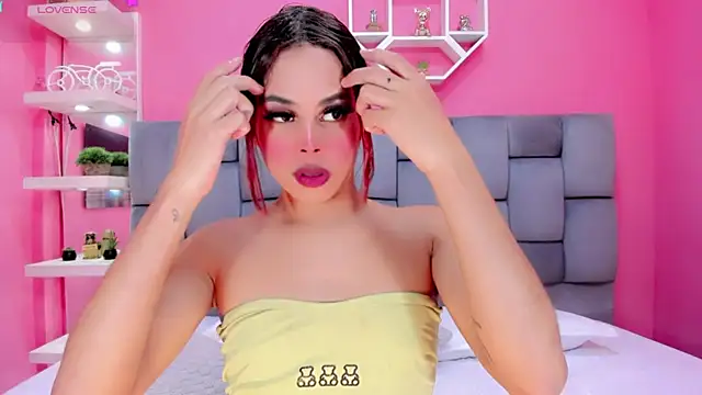 ManuelaJohnson online show from April 17, 12:41 pm