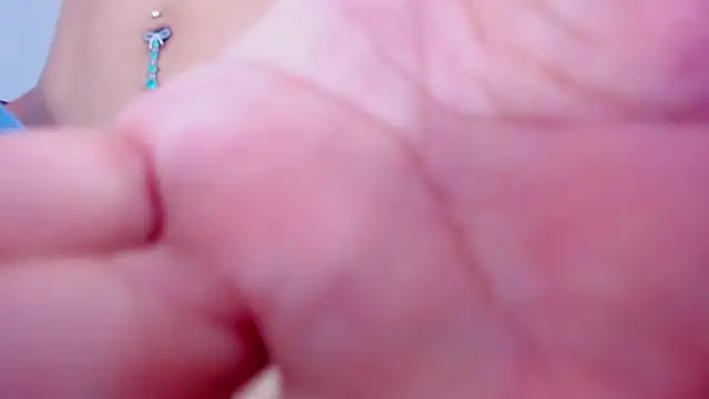 evelin 24  online show from April 8, 3:02 pm