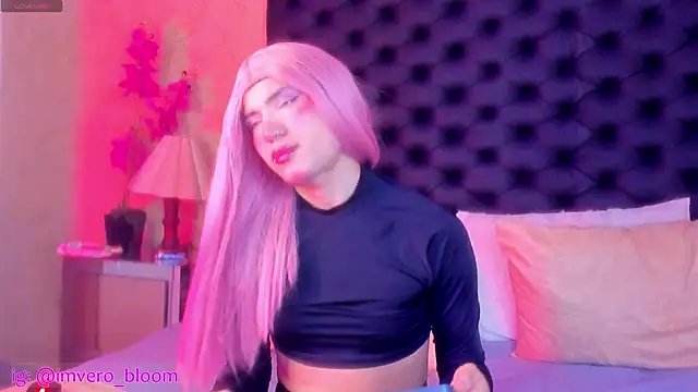 VeronikaBloom  online show from March 24, 4:17 am