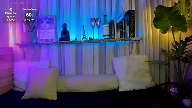 Miss-liaa online show from April 9, 10:27 pm