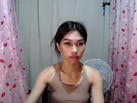 katrina bigcock69 online show from April 9, 12:00 pm