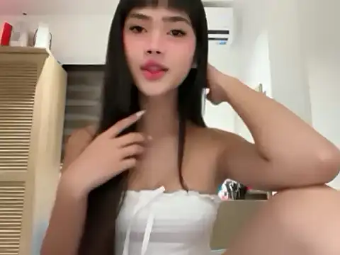 Claire Bearxx online show from June 4, 10:51 am