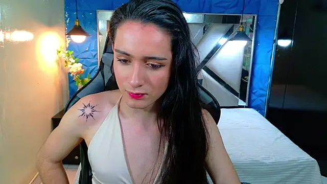 Ivony Giselle online show from March 11, 2:10 pm