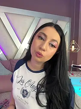 Ashleeyprincess01 online show from April 2, 1:42 pm