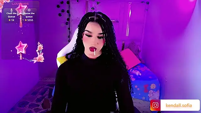 Sophiaa doll  online show from June 7, 3:36 am