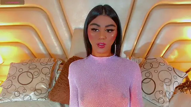 tiifannysexyhot online show from March 27, 6:42 pm