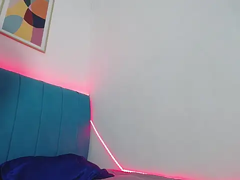 Madisson jones online show from April 24, 12:30 pm