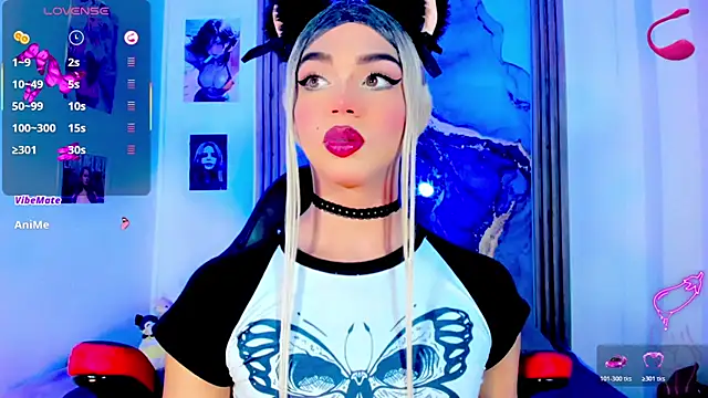 blonde queen- online show from April 15, 7:58 pm