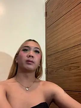 hugecock collins online show from April 29, 4:39 am