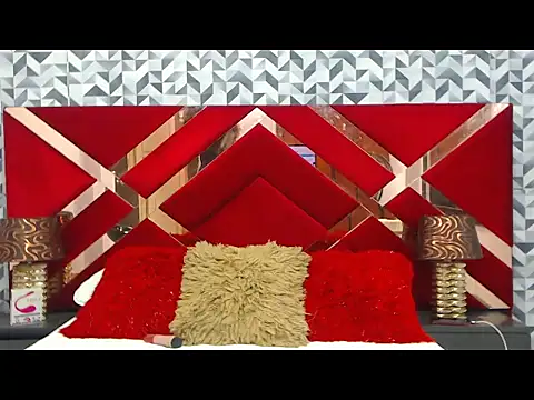 SusanMendoza online show from April 7, 1:01 pm