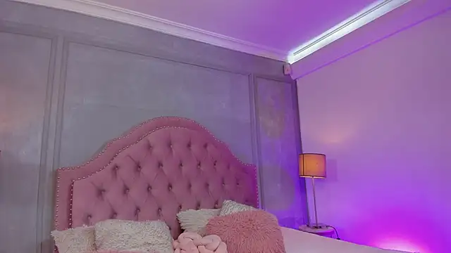 Mia Culpa online show from April 6, 1:00 pm