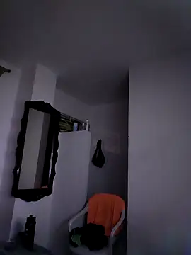 Marianatrans01 online show from April 18, 7:10 am