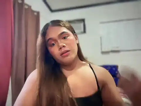 yourhotwild bella online show from April 29, 6:07 am