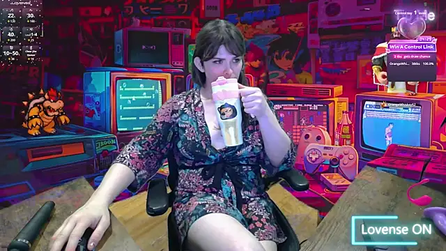 MsValentinaNoire online show from May 27, 9:34 pm
