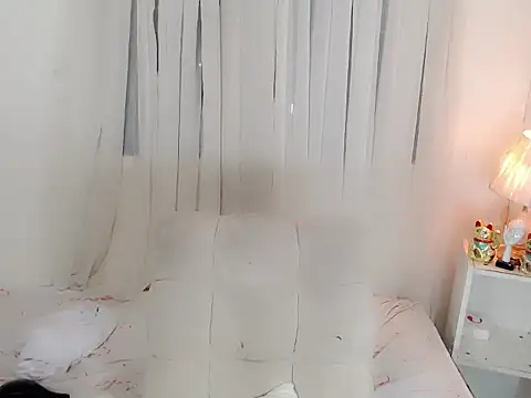 xCandy Hotgirlx online show from July 12, 12:47 am