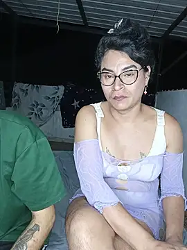 zamara and erik online show from April 16, 1:50 am