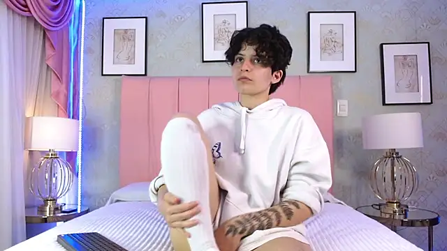 Nate Desire  online show from April 23, 8:11 pm