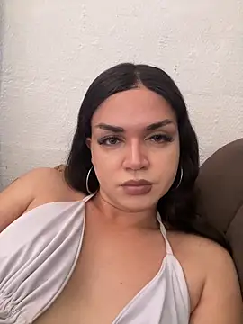 iamtyara online show from April 30, 4:22 pm