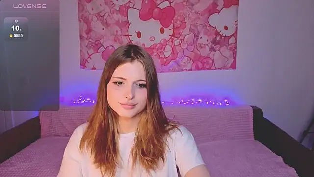 LouiseKane online show from July 4, 3:17 pm
