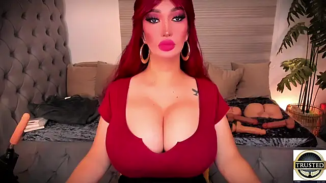 PlayfullMaria online show from June 5, 9:10 pm