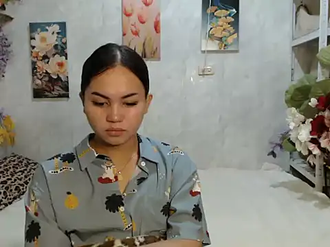 ur asiankat online show from June 24, 7:12 pm