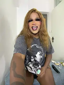 ladyboyxxl online show from July 7, 9:19 pm