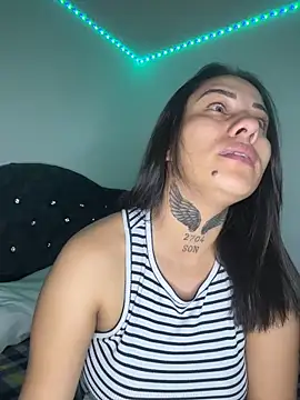 MadisonYoung000 online show from June 4, 12:35 am