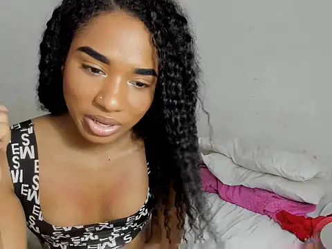 Nassoumi Reyes online show from July 28, 2:13 pm