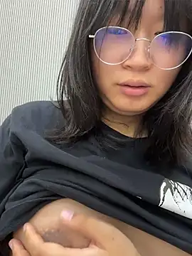 shieru neko online show from July 17, 2:34 pm