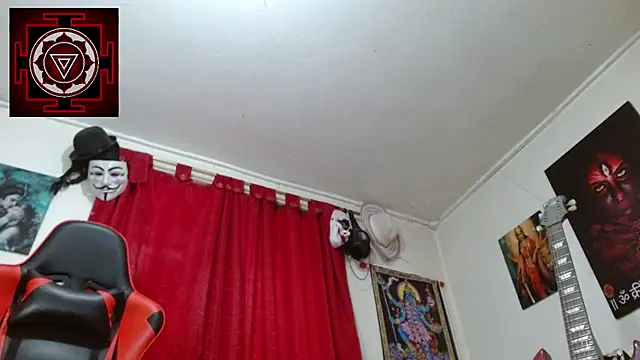 Amanda Valeska online show from October 9, 5:47 pm