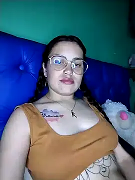 Emma St  online show from July 29, 11:47 pm