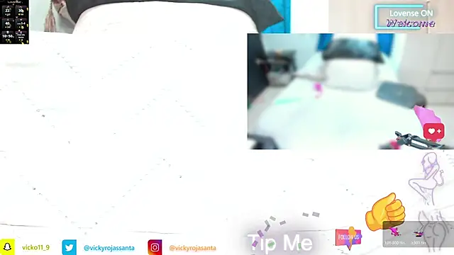 khloeHermaprodit3 online show from December 5, 9:10 pm