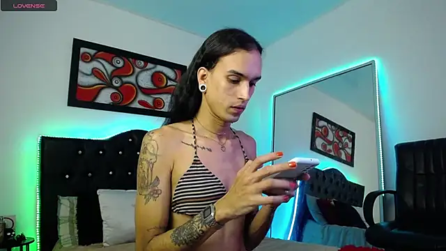 joaisaza online show from March 20, 5:24 am